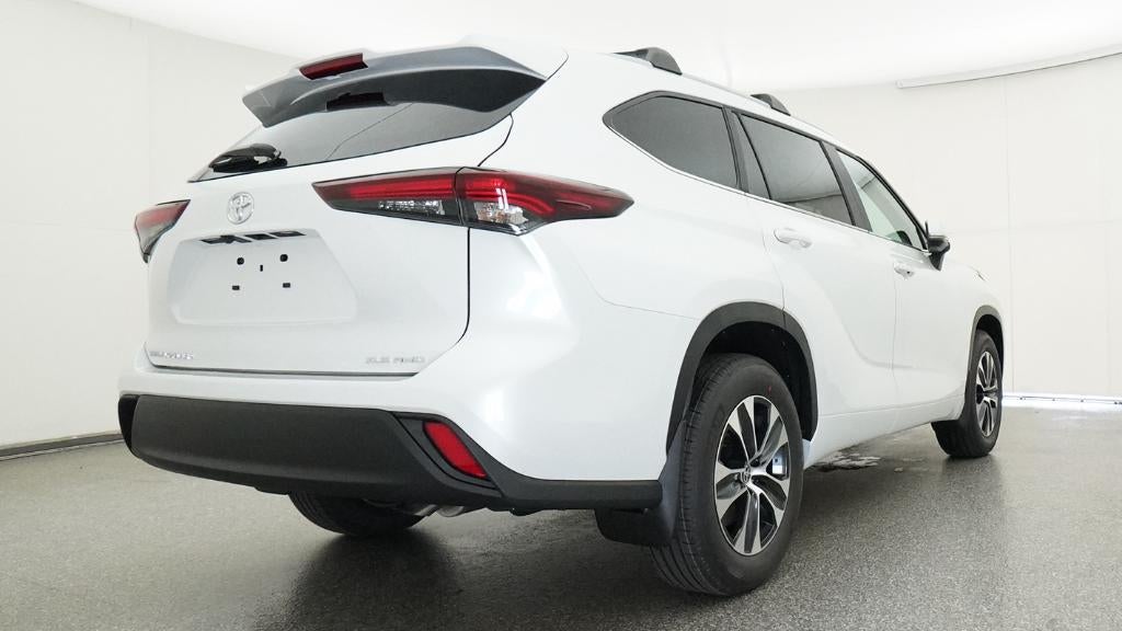 2026 Toyota Highlander XLE