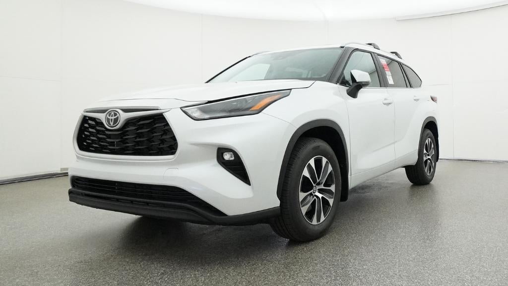 2026 Toyota Highlander XLE