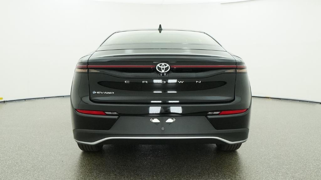 2026 Toyota Toyota Crown XLE