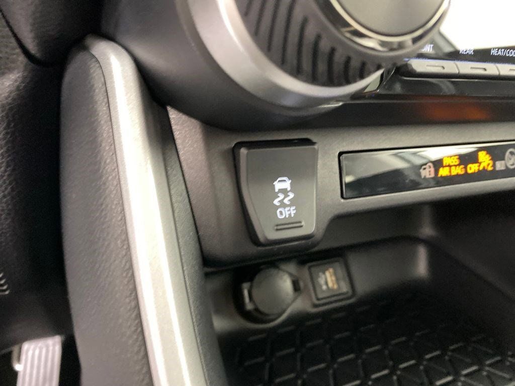 2025 Toyota RAV4 Hybrid Hybrid XLE