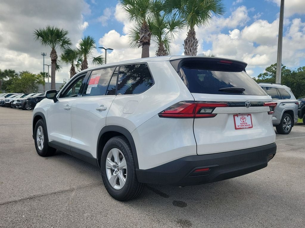 2026 Toyota Grand Highlander LE