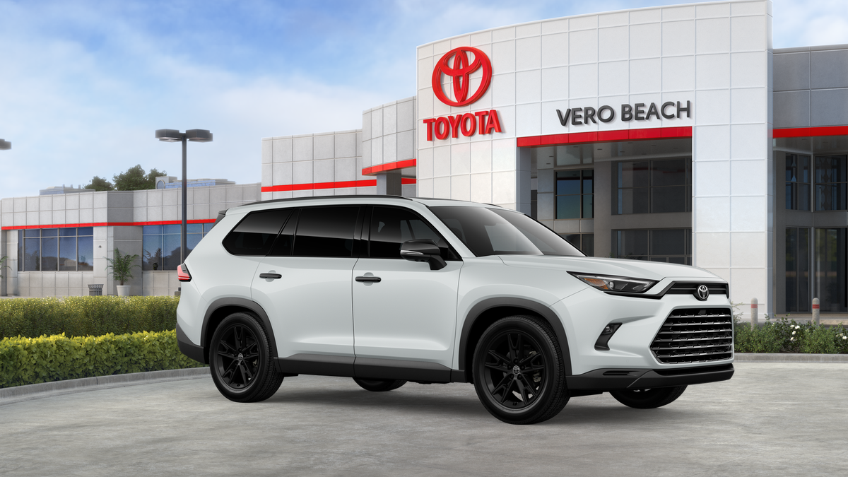 2026 Toyota Grand Highlander Hybrid Nightshade Edition
