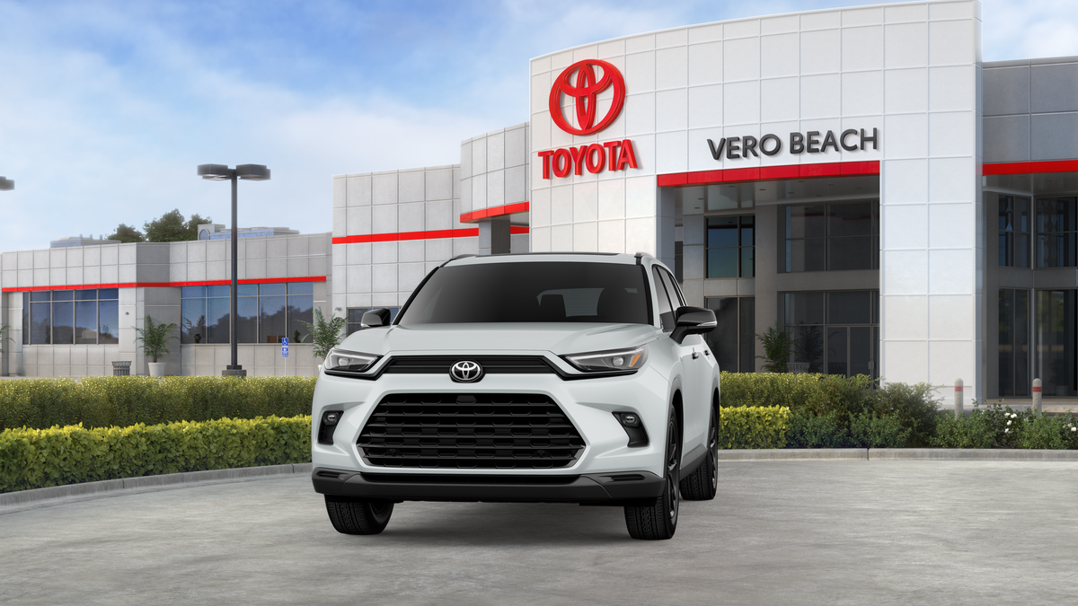 2026 Toyota Grand Highlander Hybrid Nightshade Edition