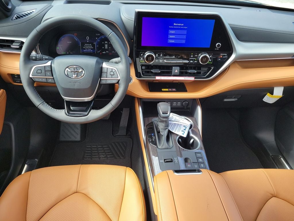 2026 Toyota Highlander Hybrid Platinum