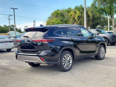 2026 Toyota Highlander Hybrid Platinum