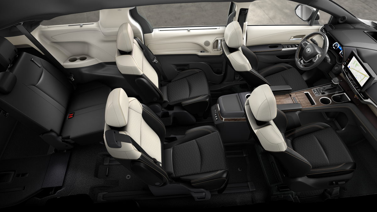 2026 Toyota Sienna Platinum 7 Passenger