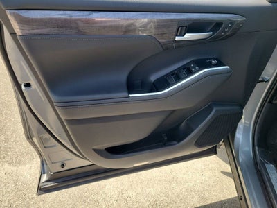 2026 Toyota Highlander Limited