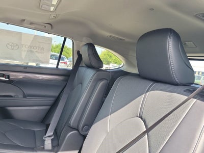 2026 Toyota Highlander Limited