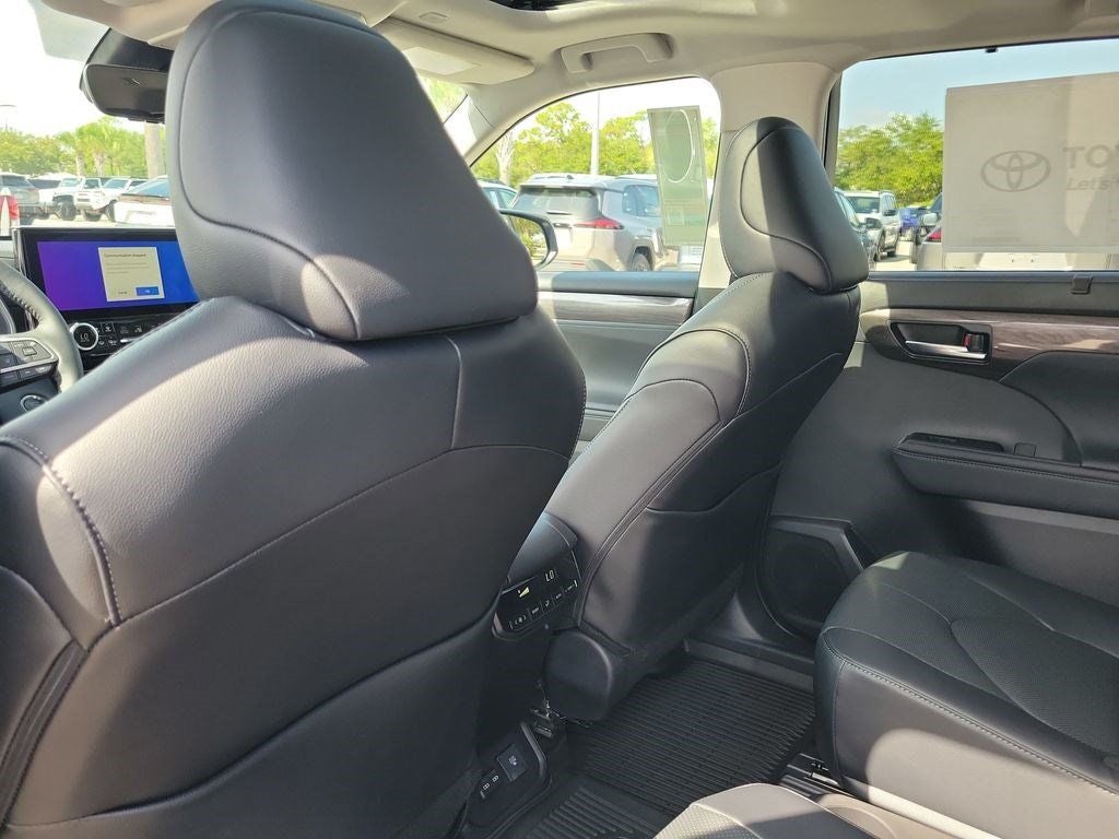2026 Toyota Highlander Limited