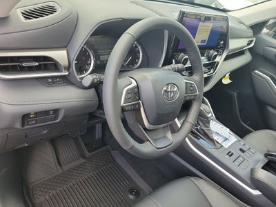 2026 Toyota Highlander XLE