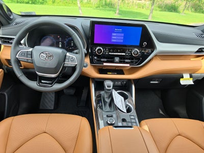 2026 Toyota Highlander Platinum