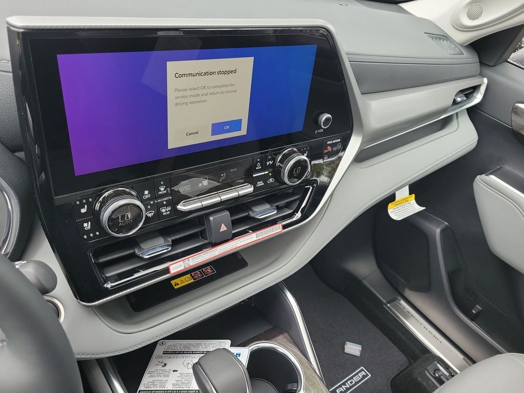 2026 Toyota Highlander Platinum