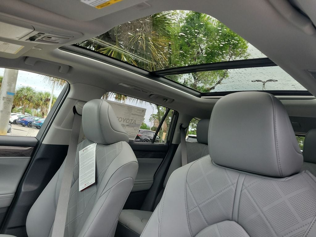 2026 Toyota Highlander Platinum