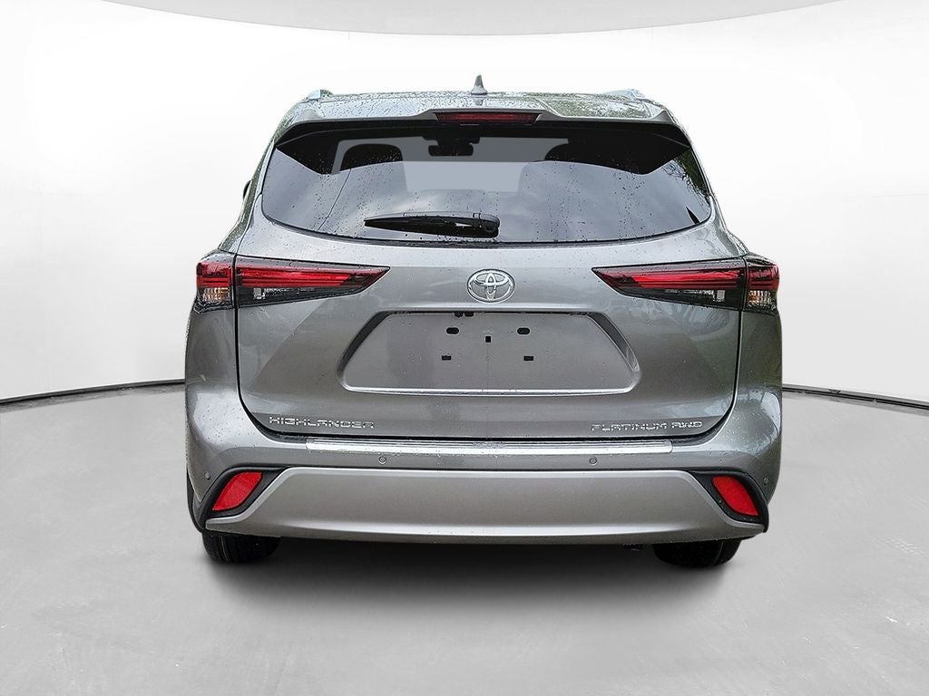 2026 Toyota Highlander Platinum