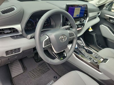 2026 Toyota Highlander Platinum