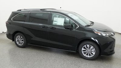 2026 Toyota Sienna LE 8 Passenger