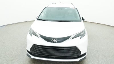 2026 Toyota Sienna LE 8 Passenger