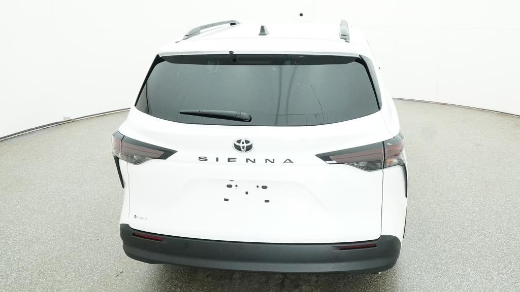 2026 Toyota Sienna LE 8 Passenger