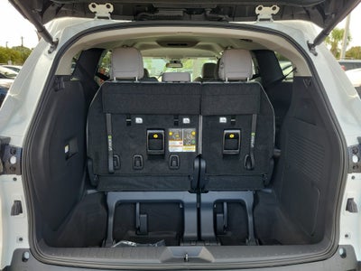 2026 Toyota Sienna LE 8 Passenger