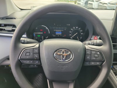 2026 Toyota Sienna LE 8 Passenger
