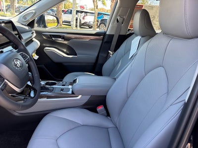 2026 Toyota Highlander Hybrid Hybrid Limited