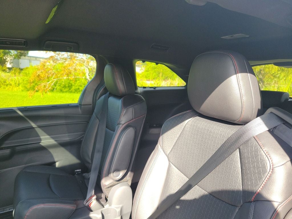 2026 Toyota Sienna XSE 7 Passenger