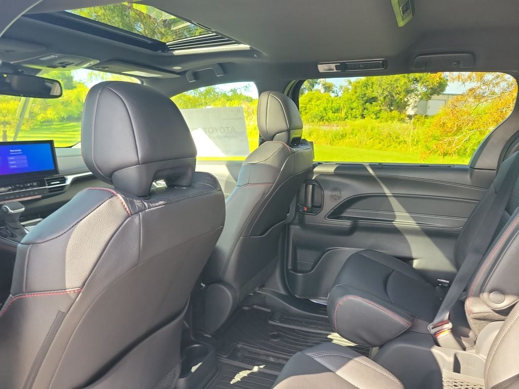 2026 Toyota Sienna XSE 7 Passenger