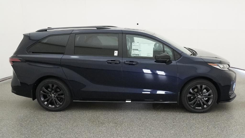 2026 Toyota Sienna XSE 7 Passenger