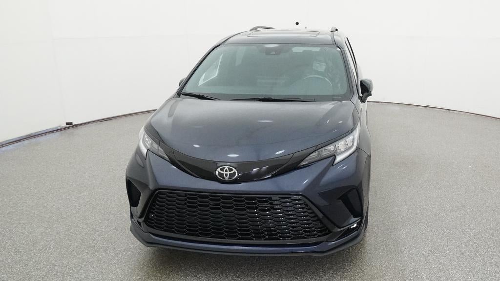 2026 Toyota Sienna XSE 7 Passenger
