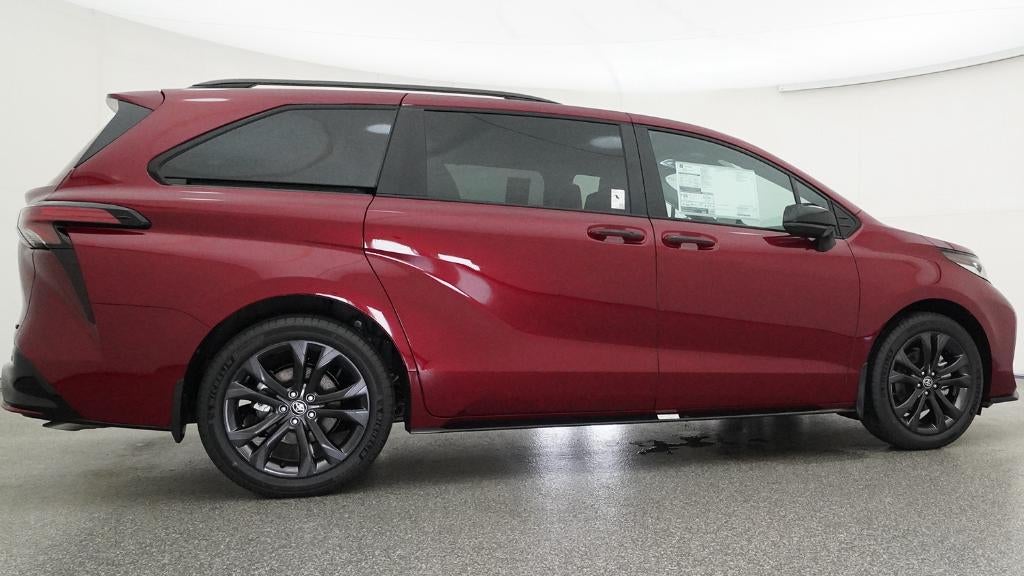 2026 Toyota Sienna XSE 7 Passenger