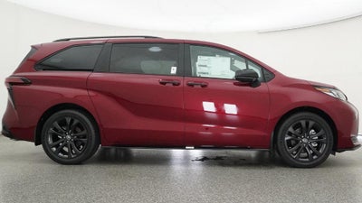 2026 Toyota Sienna XSE 7 Passenger