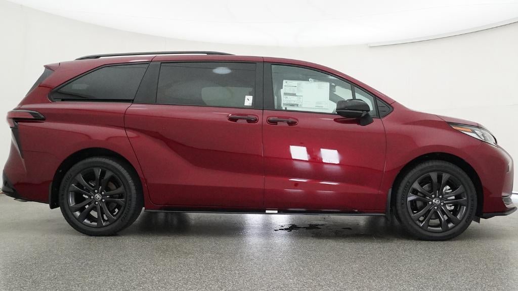 2026 Toyota Sienna XSE 7 Passenger