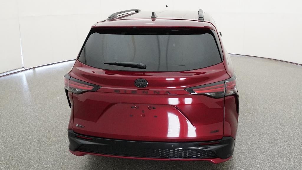 2026 Toyota Sienna XSE 7 Passenger