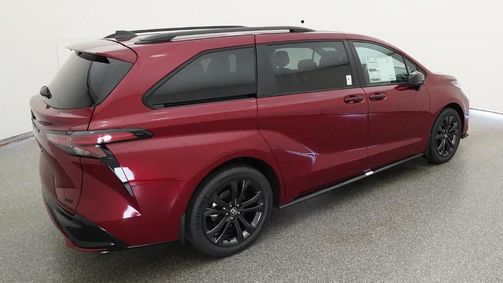 2026 Toyota Sienna XSE 7 Passenger