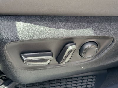 2026 Toyota Sienna XLE 8 Passenger