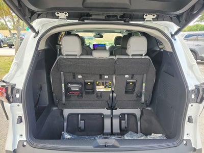 2026 Toyota Sienna XLE 8 Passenger
