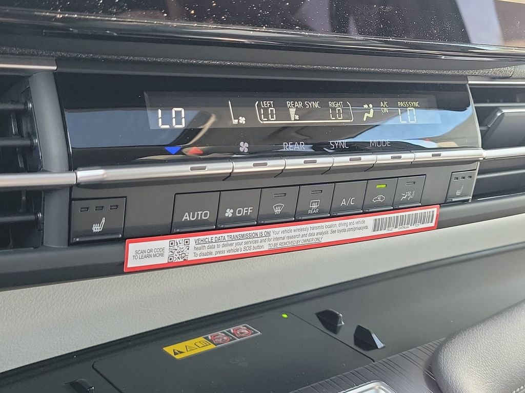 2026 Toyota Sienna XLE 8 Passenger