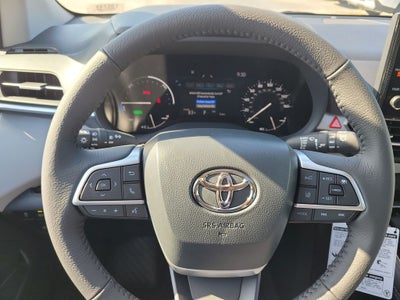 2026 Toyota Sienna XLE 8 Passenger