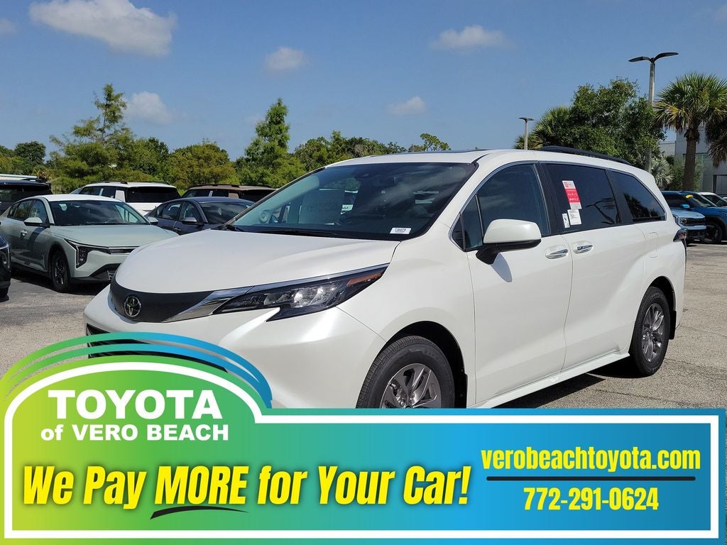 2026 Toyota Sienna XLE 8 Passenger
