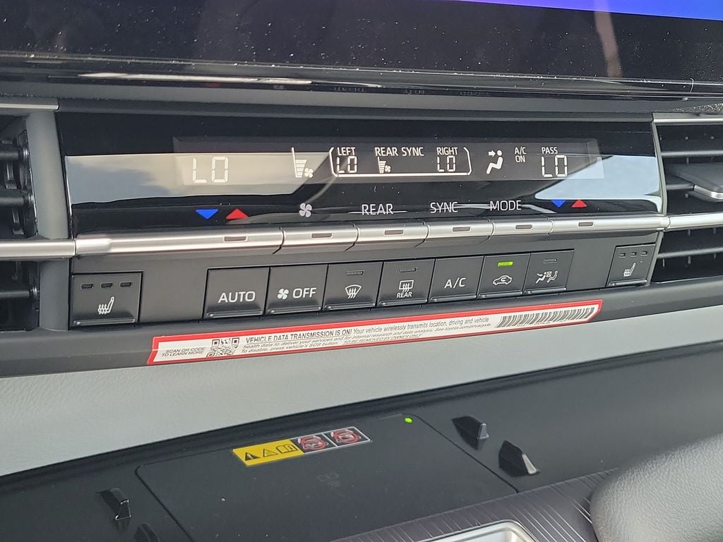 2026 Toyota Sienna XLE 8 Passenger