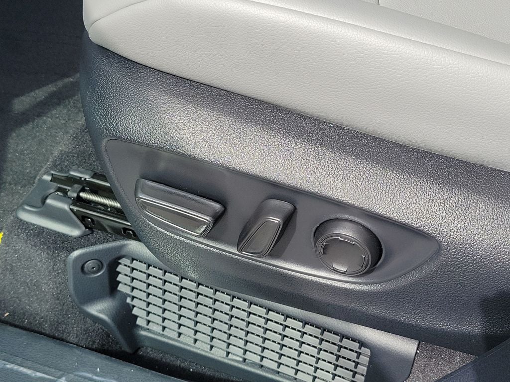 2026 Toyota Sienna XLE 8 Passenger