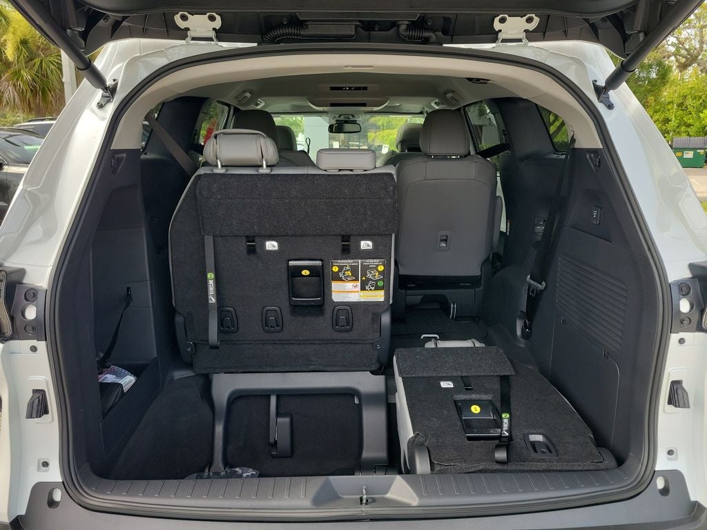2026 Toyota Sienna XLE 8 Passenger