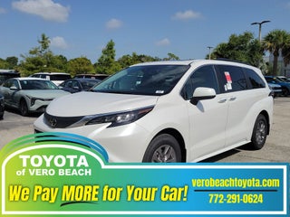 2026 Toyota Sienna XLE 8 Passenger