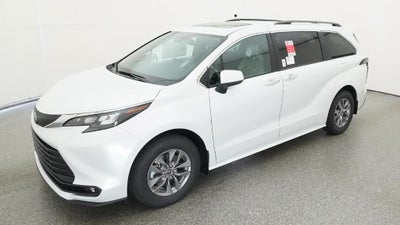 2026 Toyota Sienna XLE 8 Passenger