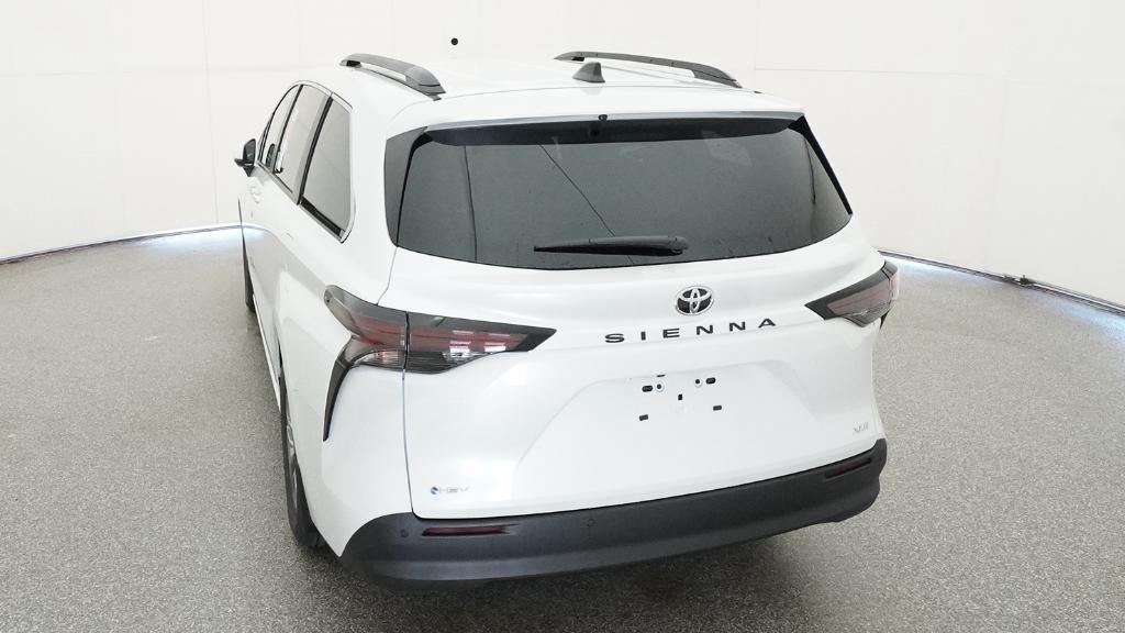 2026 Toyota Sienna XLE 8 Passenger