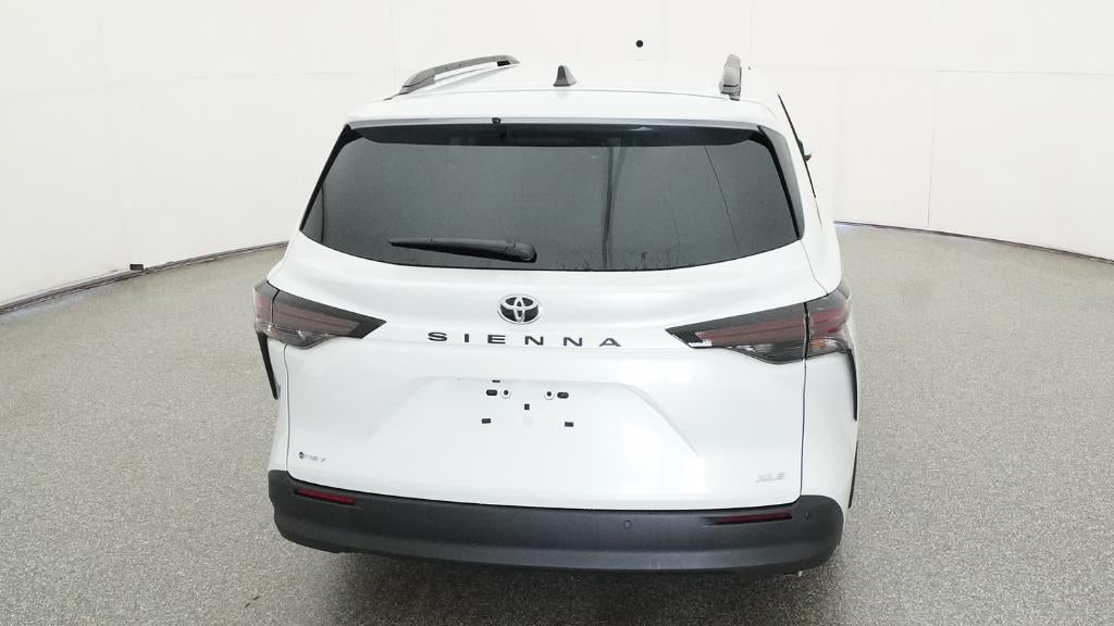 2026 Toyota Sienna XLE 8 Passenger