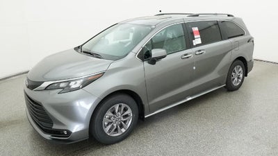 2026 Toyota Sienna XLE 8 Passenger