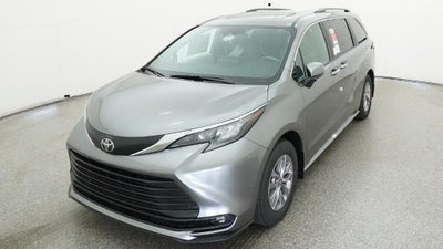 2026 Toyota Sienna XLE 8 Passenger