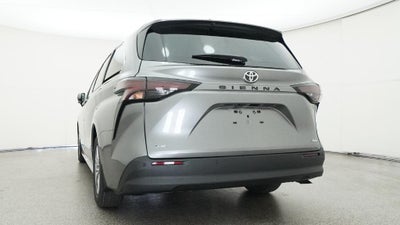 2026 Toyota Sienna XLE 8 Passenger