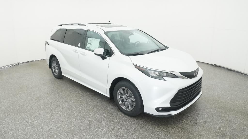 2026 Toyota Sienna XLE